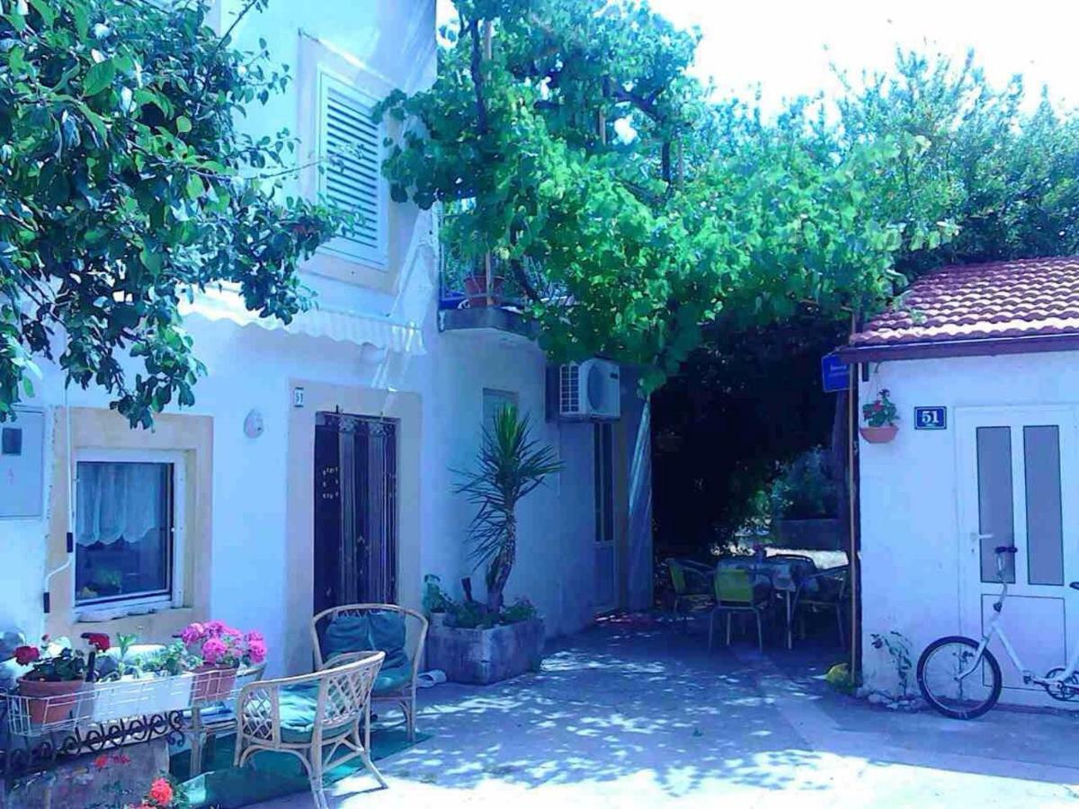 Marinja Studio Apartment Zuljana Exterior photo